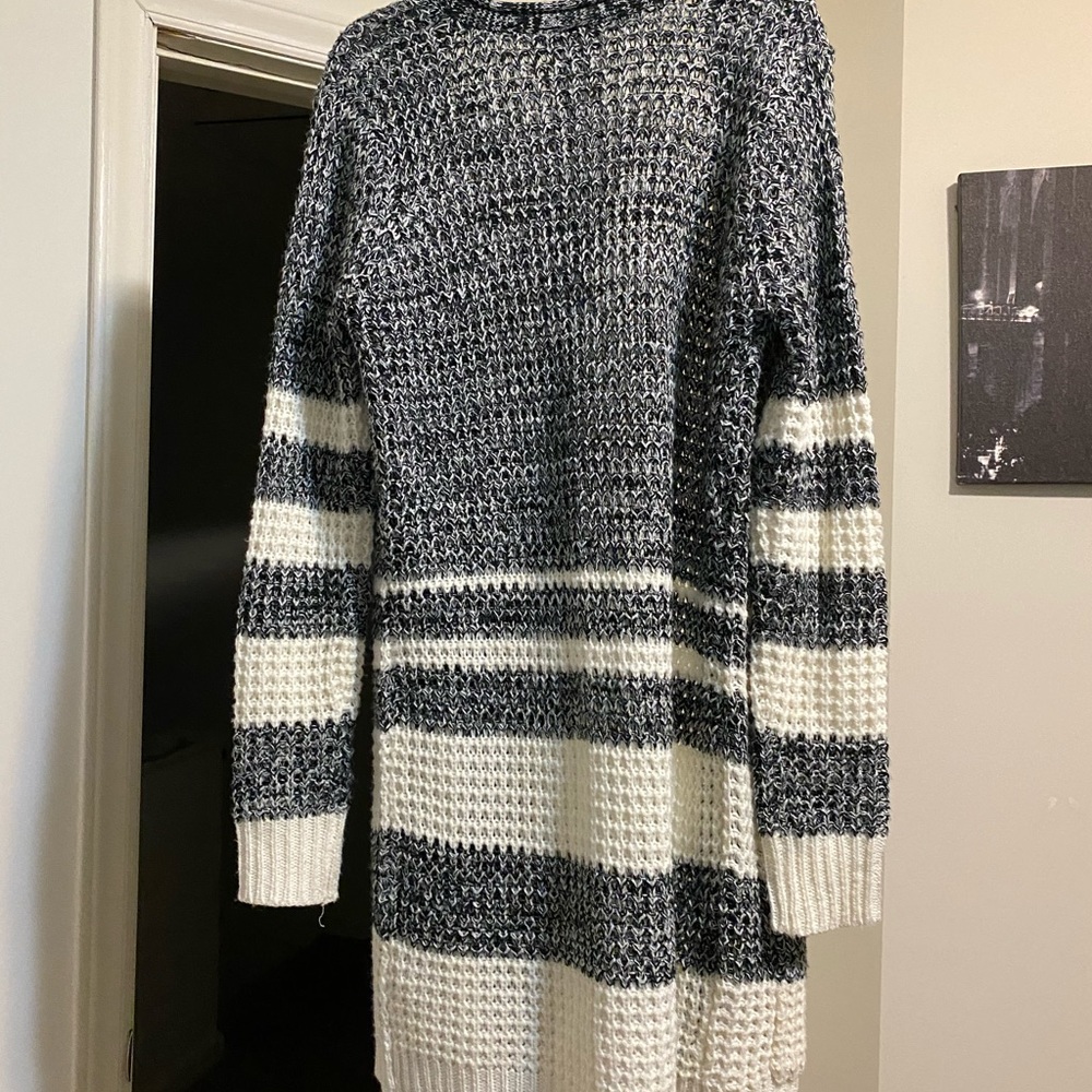Cardigan - Picture 2 of 2